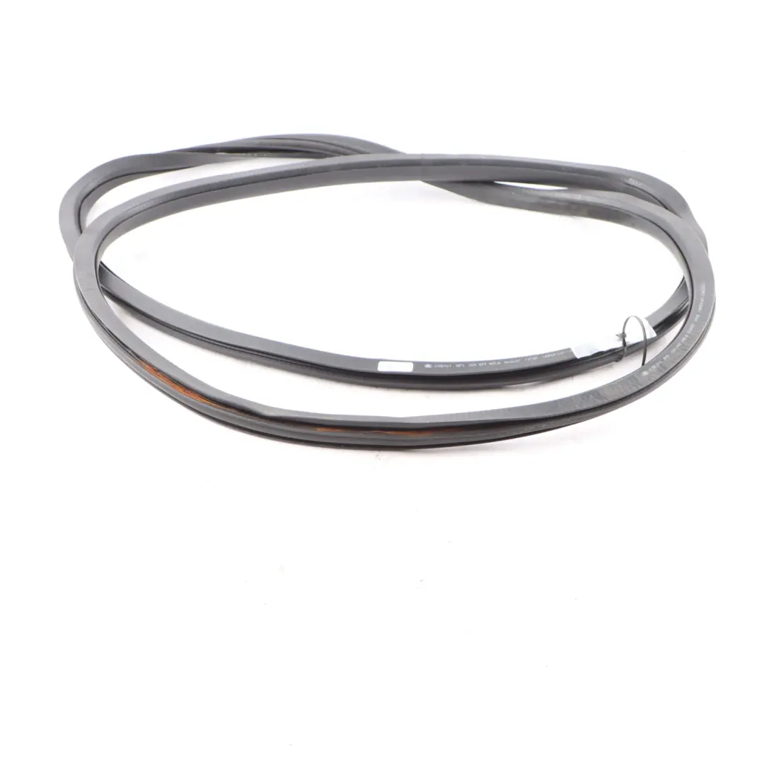 Door Seal Front Right O/S Sealing Gasket Rubber to Skoda Octavia II with Part number 1Z0867365J Skoda Octavia II Door Seal Front Right O/S Sealing Gasket Rubber - SKU 1Z0867365J - Part number 1Z0867365J