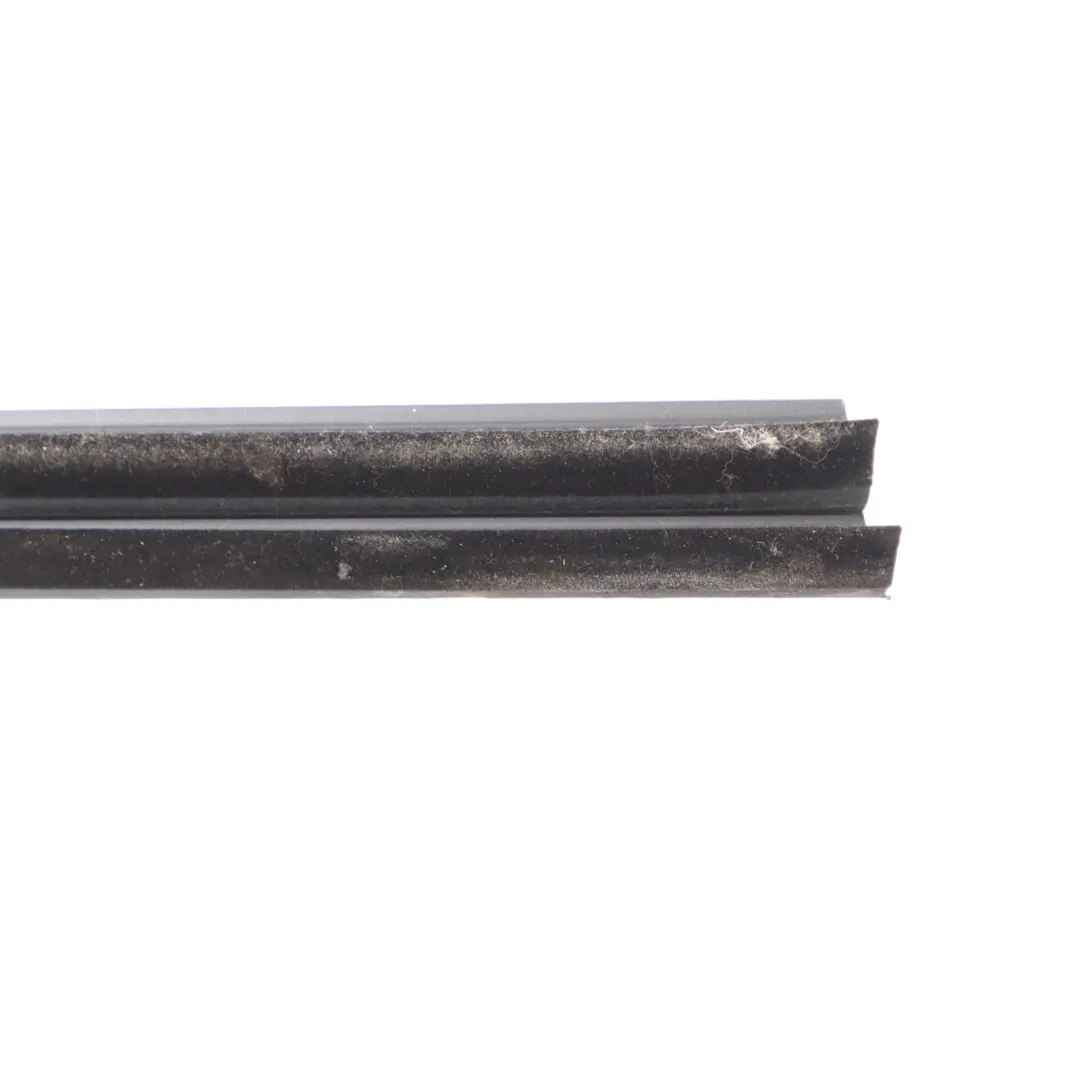 Skoda Octavia 2 Door Window Inner Seal Rear Right O/S Gasket Rubber - SKU 1Z5839480C - Part number 1Z5839480C