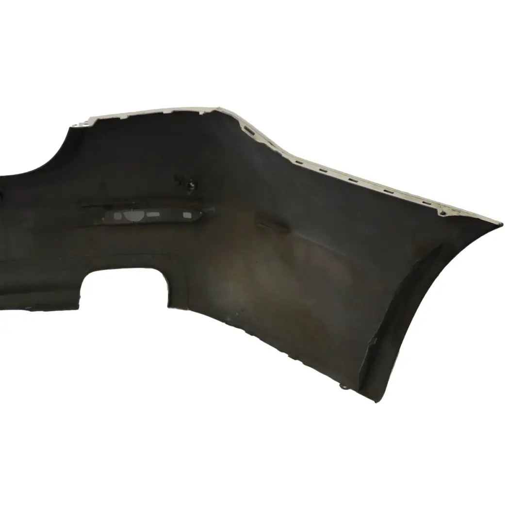 Zderzak Tylny PDC Alpinweiss 3 Biały - 300 do BMW F10 o numerze 2182408 BMW F10 Zderzak Tylny PDC Alpinweiss 3 Biały - 300 - SKU 2182408-AW - Numer Części 2182408