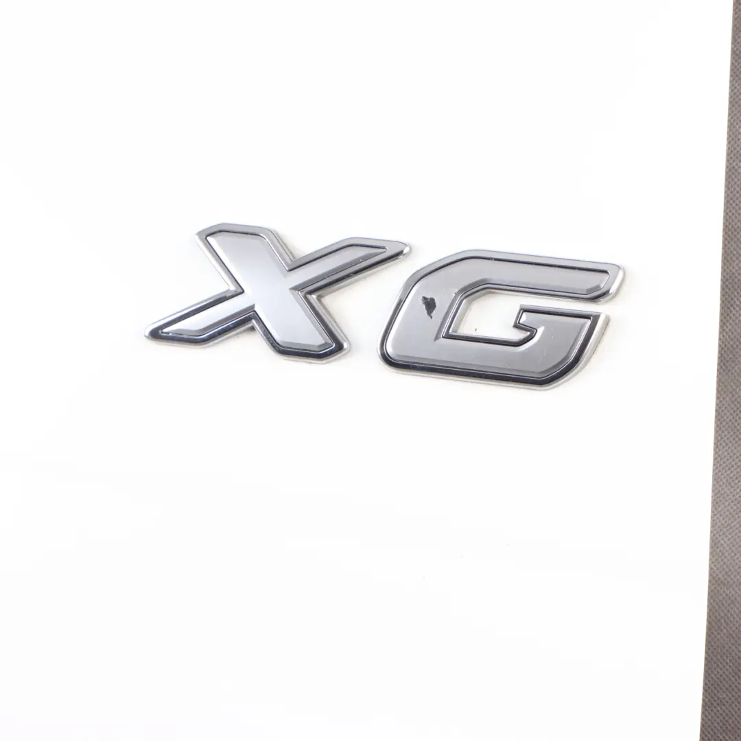 DAF XG 530 FTG Compartment Storage Right O/S Flap Cap Cover White - SKU 2197076-WHI - Part number 2197076