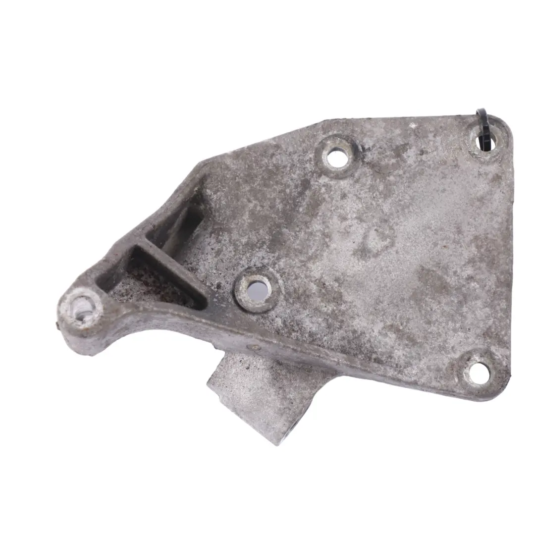 Citroen Dispatch 3 Diesel Engine Throttle Body Valve Bracket to with Part number 25384715 Citroen Dispatch 3 Diesel Engine Throttle Body Valve Bracket - SKU 25384715 - Part number 25384715