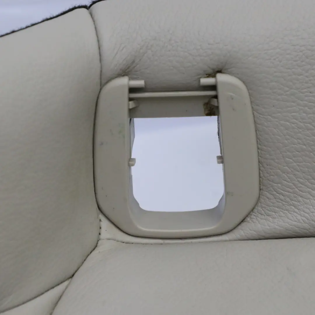 Sedile Panca Posteriore Divano Base Rivestimento Pelle Nevada Oyster per BMW X1 E84 con numero di parte 2992116 BMW X1 E84 Sedile Panca Posteriore Divano Base Rivestimento Pelle Nevada Oyster - SKU 2992116 - Numero di parte 2992116