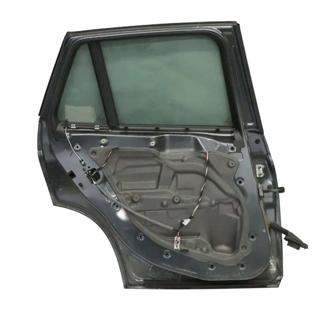 Puerta Trasera Izquierda Mineralgrau Gris Mineral Metalizado - B39 para BMW X1 E84 con número de pieza 2993819 BMW X1 E84 Puerta Trasera Izquierda Mineralgrau Gris Mineral Metalizado - B39 - SKU 2993819-MG - Número de pieza 2993819