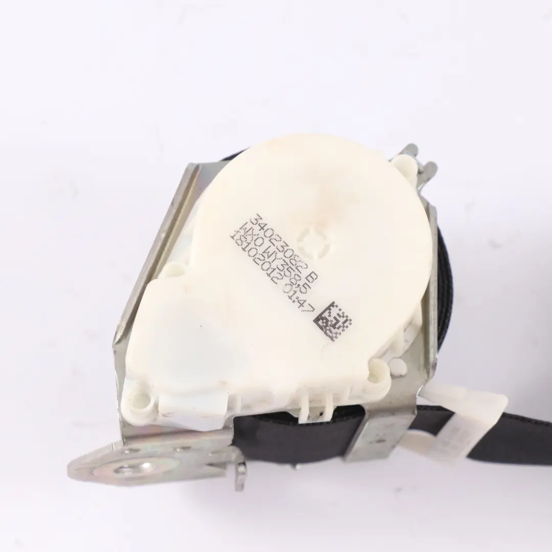VW Volkswagen Caddy Maxi Ceinture sécurité supérieure Droite Milieu - SKU 2K5857812A - Numéro de pièce 2K5857812A