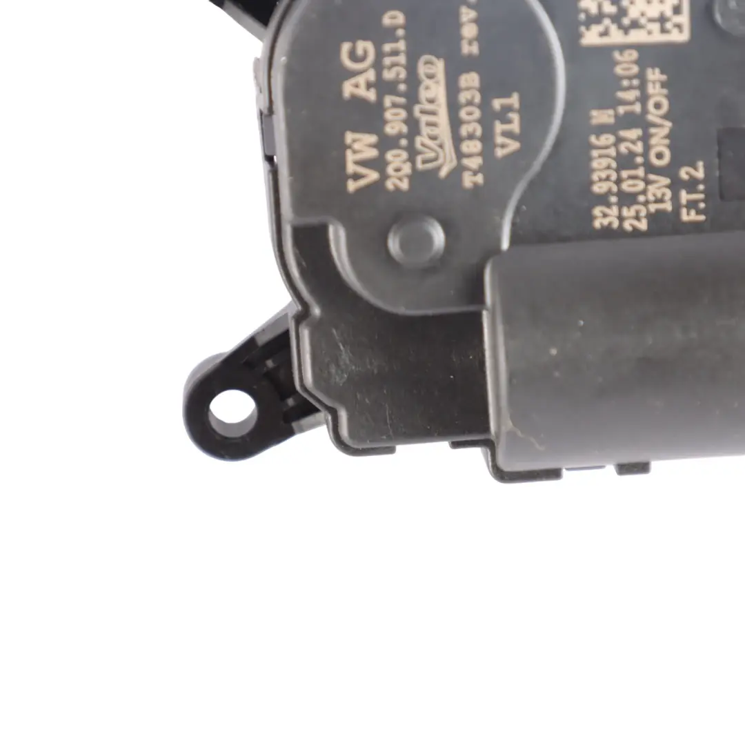 Flap Motor Actuator Heater Blower to Volkswagen Golf CD1 Air with Part number 2Q0907511D Volkswagen Golf CD1 Air Flap Motor Actuator Heater Blower - SKU 2Q0907511D - Part number 2Q0907511D