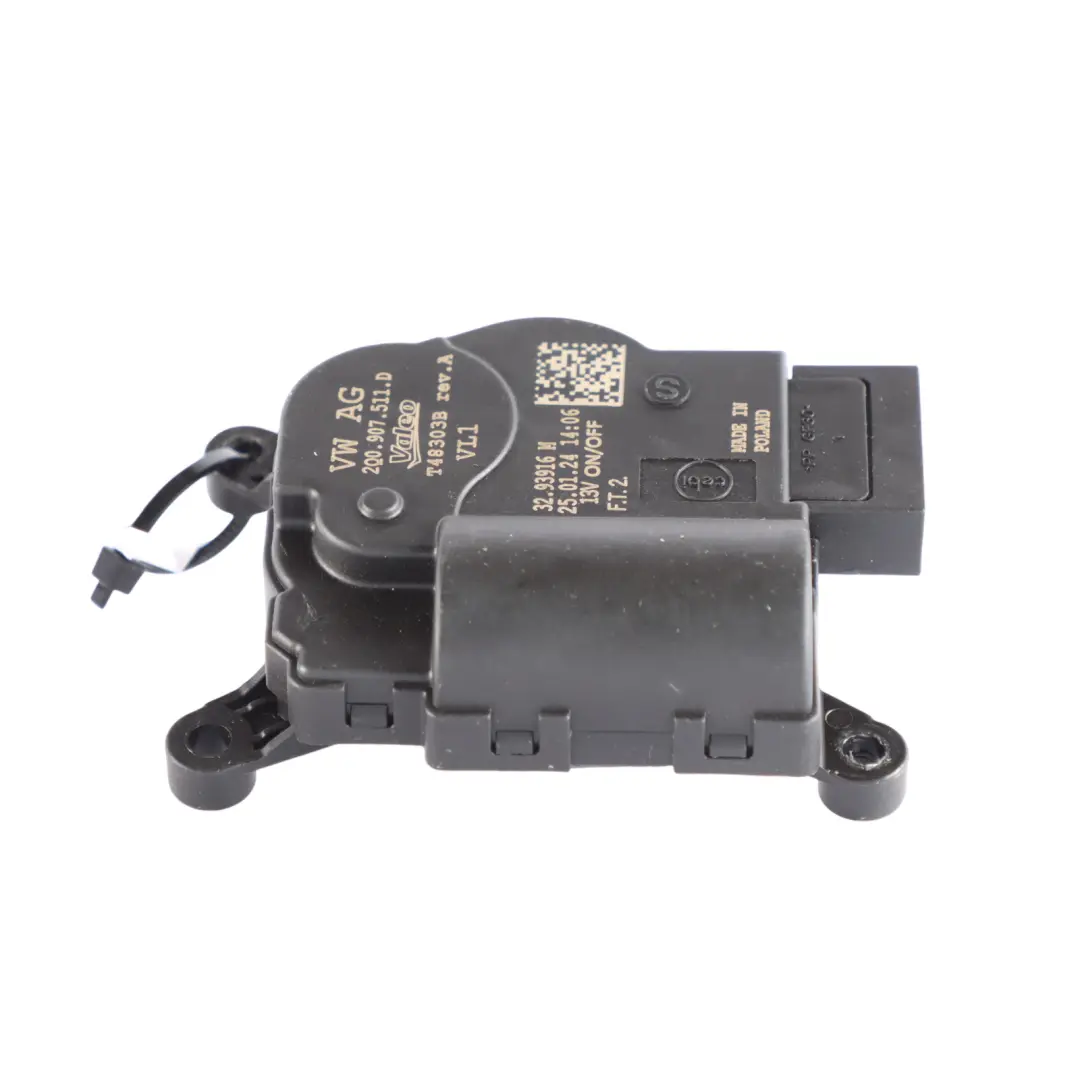 Flap Motor Actuator Heater Blower to Volkswagen Golf CD1 Air with Part number 2Q0907511D Volkswagen Golf CD1 Air Flap Motor Actuator Heater Blower - SKU 2Q0907511D - Part number 2Q0907511D