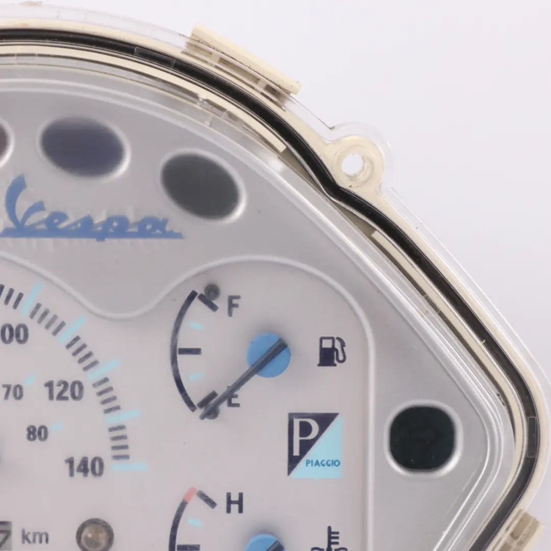 GT200 Prędkościomierz Zegar Wskaźniki do Vespa o numerze 3047822 Vespa GT200 Prędkościomierz Zegar Wskaźniki - SKU 3047822 - Numer Części 3047822