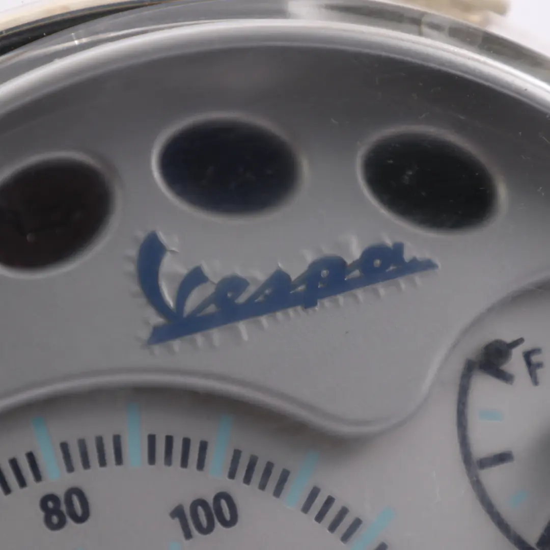 GT200 Tableau de bord Compteurs de vitesse Horloges pour Vespa à propos du numéro de pièce 3047822 Vespa GT200 Tableau de bord Compteurs de vitesse Horloges - SKU 3047822 - Numéro de pièce 3047822