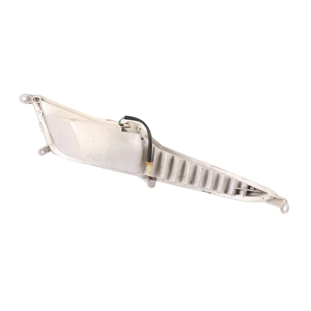 Pantheon 125 Indicatore di direzione Lampada anteriore destra per Honda con numero di parte 338682-DX Honda Pantheon 125 Indicatore di direzione Lampada anteriore destra - SKU 338682-DX - Numero di parte 338682-DX
