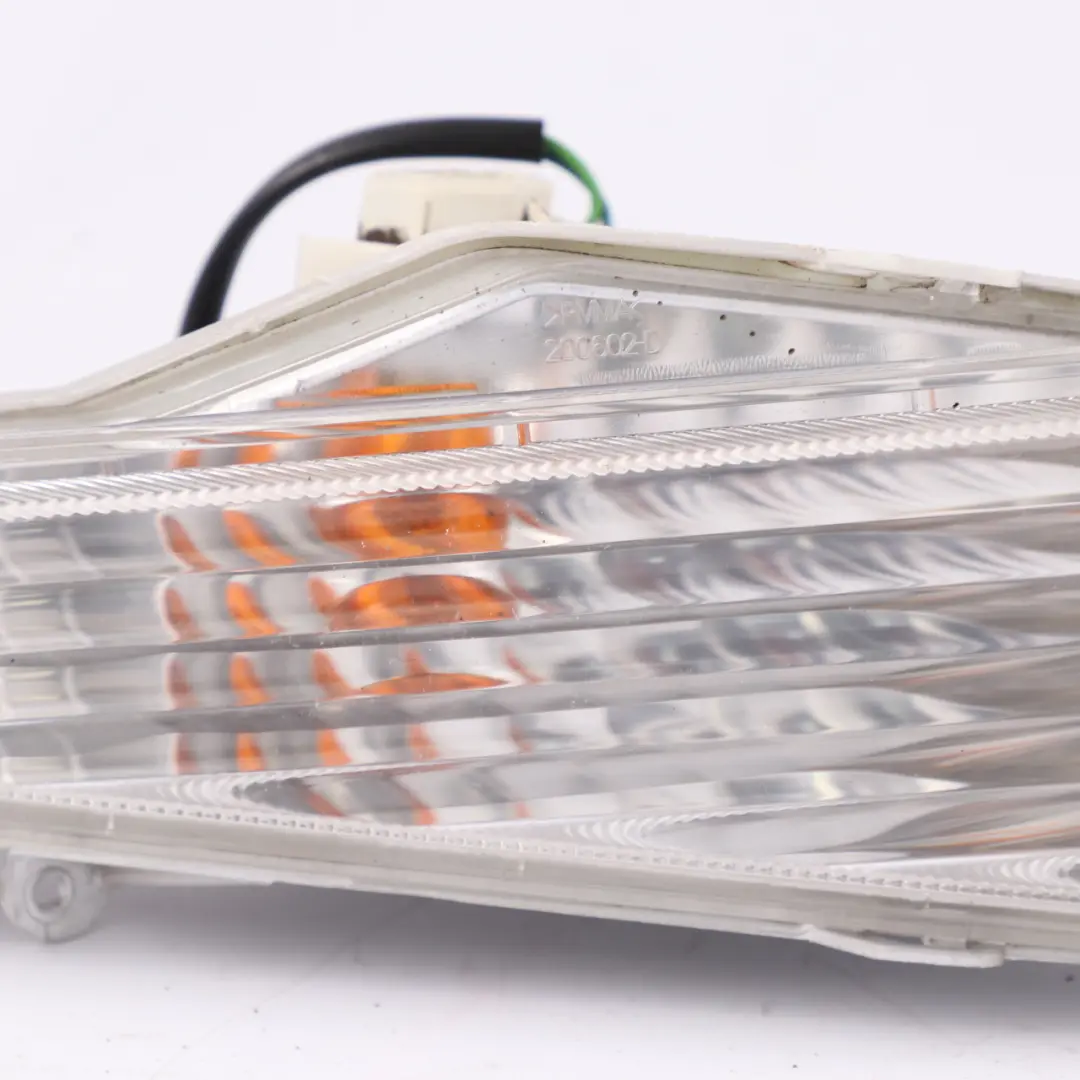 Pantheon 125 Blinker Licht Lampe vorne rechts für Honda mit Teilenummer 338682-DX Honda Pantheon 125 Blinker Licht Lampe vorne rechts - SKU 338682-DX - Teilenummer 338682-DX