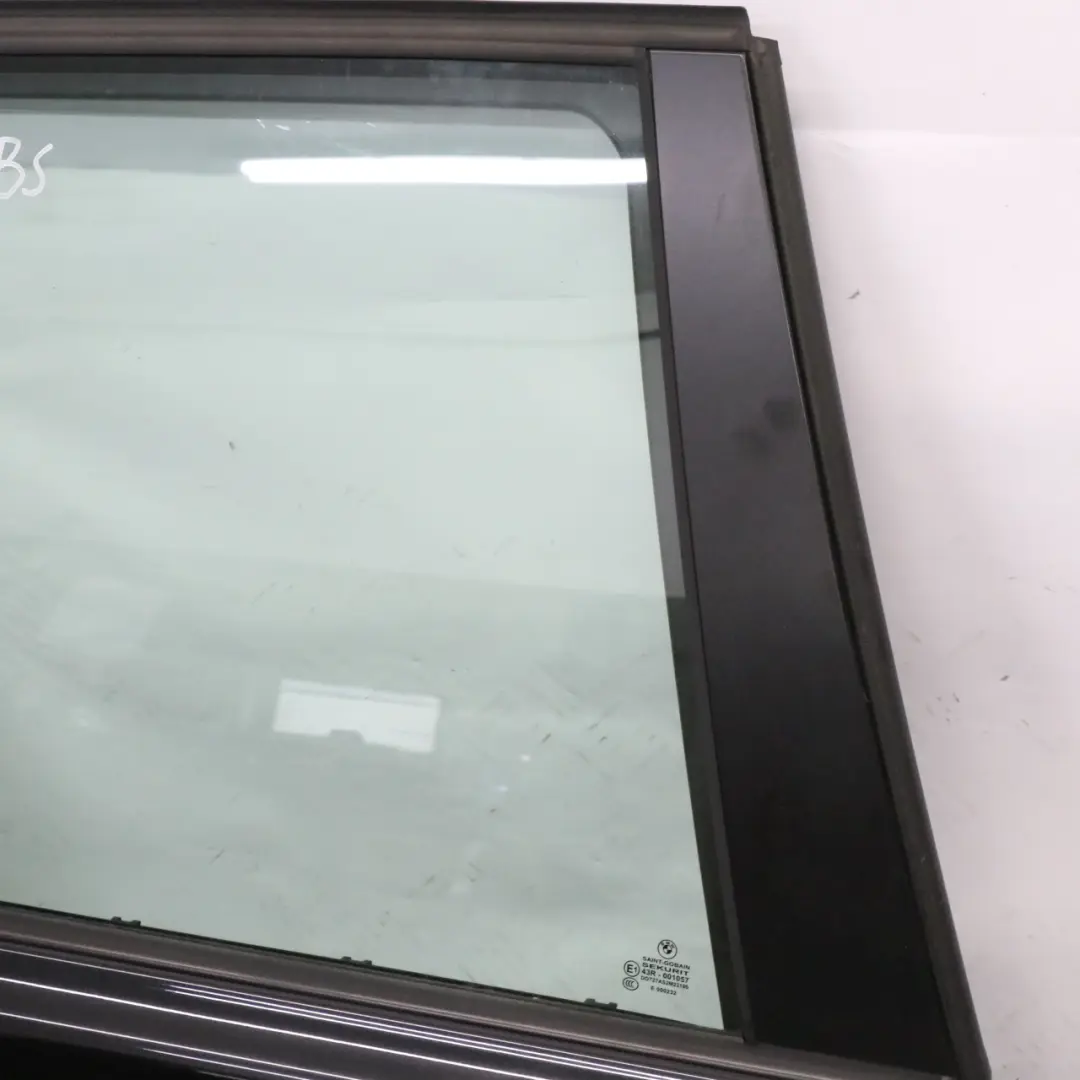 Puerta Trasera Derecha Black Sapphire Metallic - 475 para BMW X3 E83 con número de pieza 3449338 BMW X3 E83 Puerta Trasera Derecha Black Sapphire Metallic - 475 - SKU 3449338-BS - Número de pieza 3449338