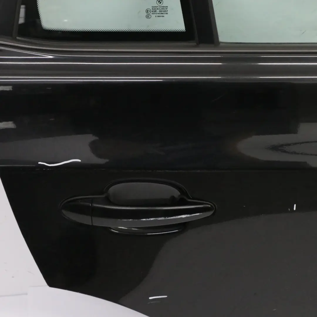Puerta Trasera Derecha Black Sapphire Metallic - 475 para BMW X3 E83 con número de pieza 3449338 BMW X3 E83 Puerta Trasera Derecha Black Sapphire Metallic - 475 - SKU 3449338-BS - Número de pieza 3449338