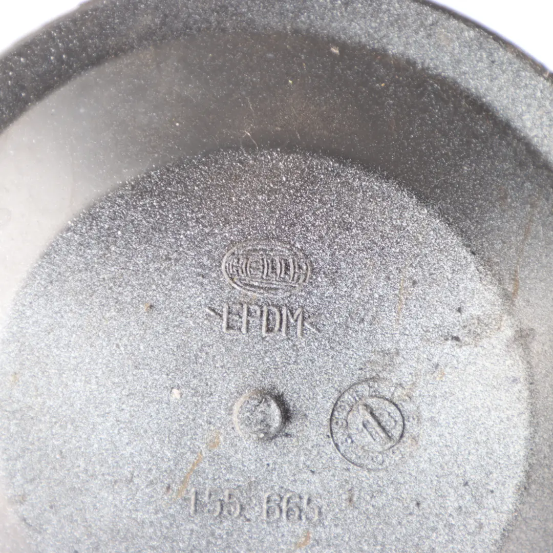 Garniture de couvre-phare avant gauche pour VW Volkswagen Polo 6R à propos du numéro de pièce 3C0941607A VW Volkswagen Polo 6R Garniture de couvre-phare avant gauche - SKU 3C0941607A - Numéro de pièce 3C0941607A