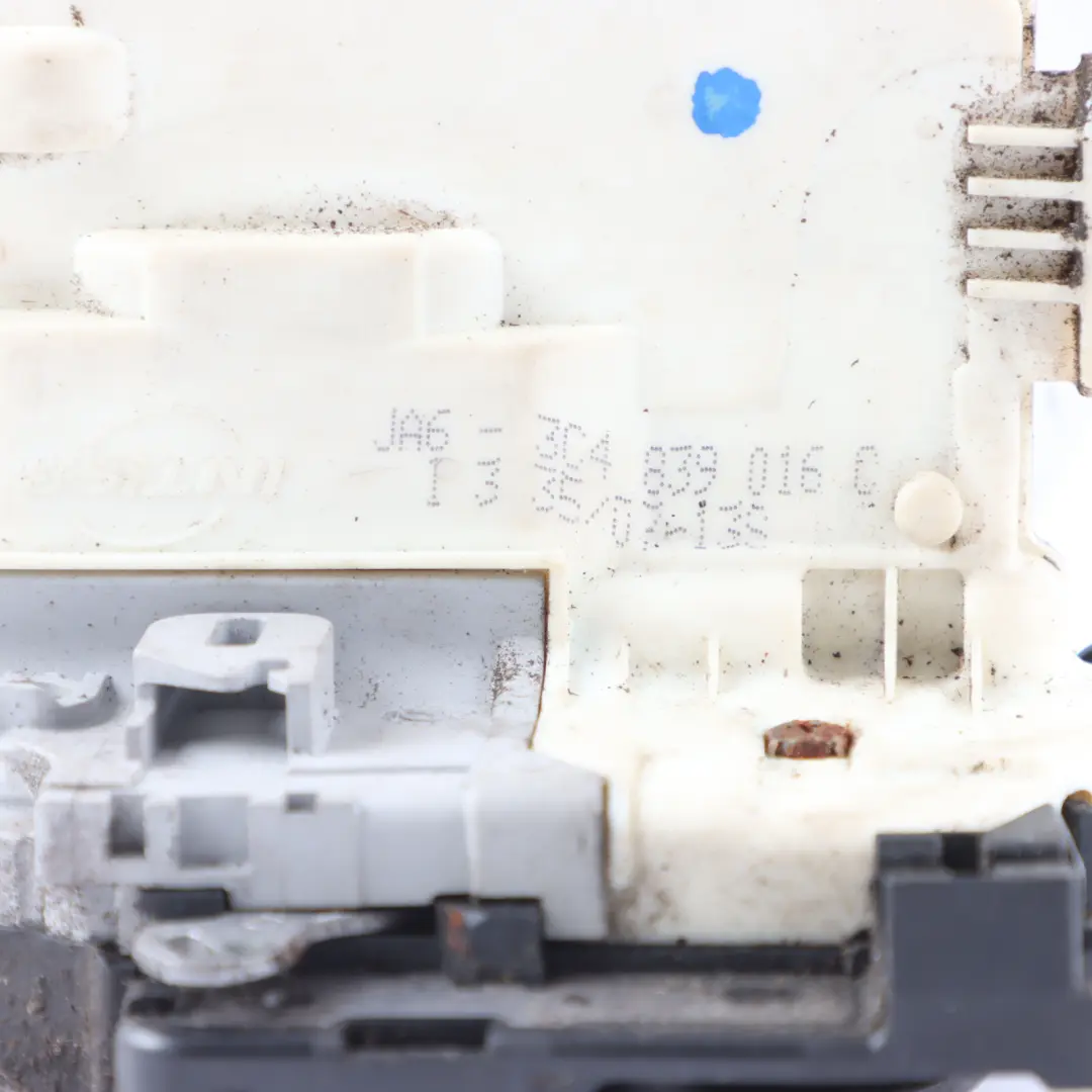 Audi Q7 4L Blocco porta posteriore destra Attuatore Meccanismo - SKU 3C4839016C - Numero di parte 3C4839016C