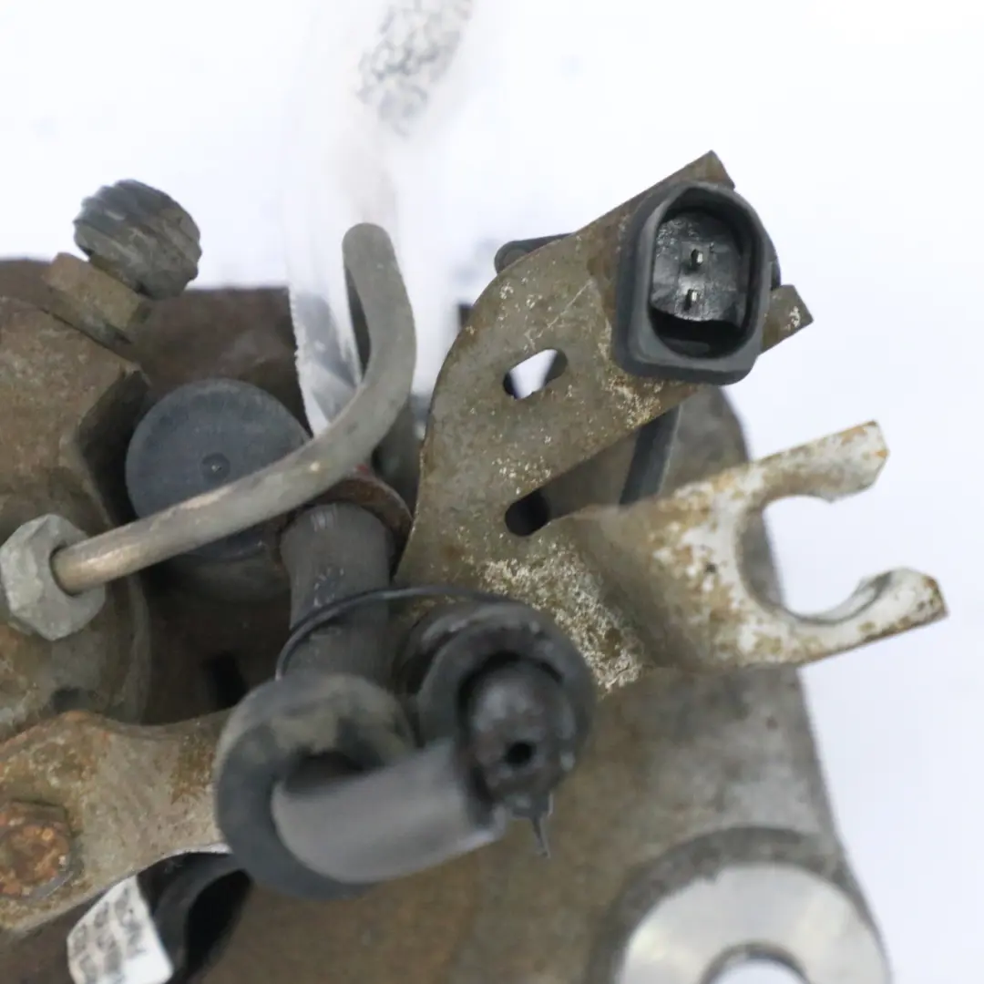 Etrier de frein avant gauche Unité freinage des roues pour Audi A6 C6 FL à propos du numéro de pièce 4B0615123 Audi A6 C6 FL Etrier de frein avant gauche Unité freinage des roues - SKU 4B0615123 - Numéro de pièce 4B0615123