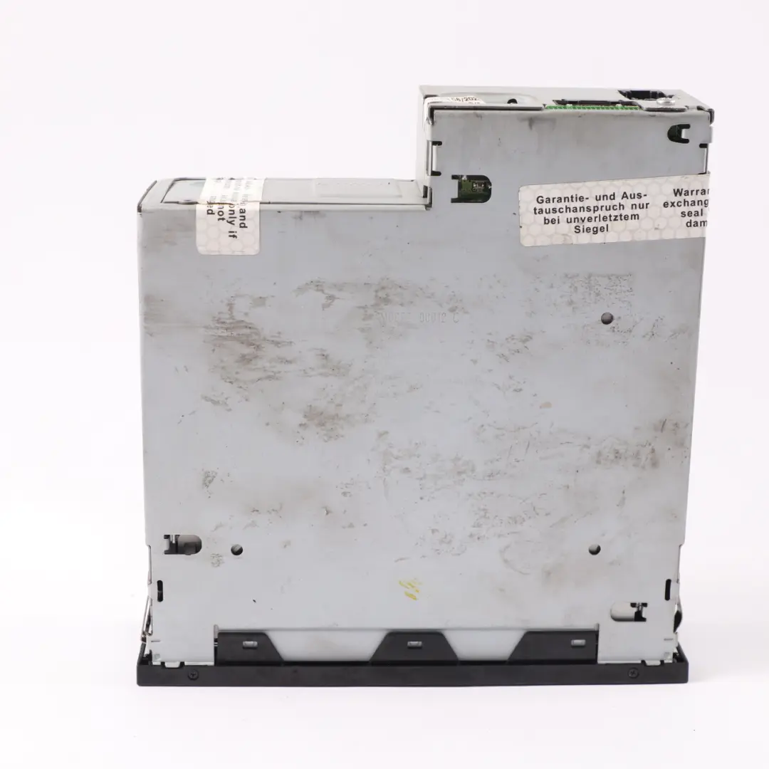 6-Disc CD Changer Magazine Head Unit MMI 6946989 to Audi A6 C6 with Part number 4E0910110L Audi A6 C6 6-Disc CD Changer Magazine Head Unit MMI 6946989 - SKU 4E0910110L - Part number 4E0910110L