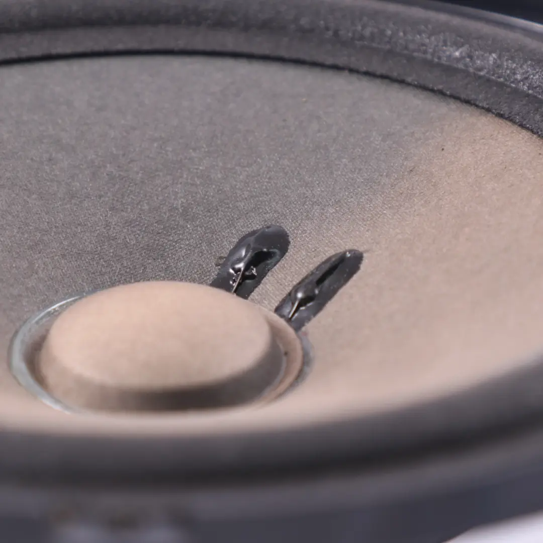 Głośnik Drzwi Lewy Prawy Przód do Audi A6 C6 FL o numerze 4F0035411 Audi A6 C6 FL Głośnik Drzwi Lewy Prawy Przód - SKU 4F0035411 - Numer Części 4F0035411