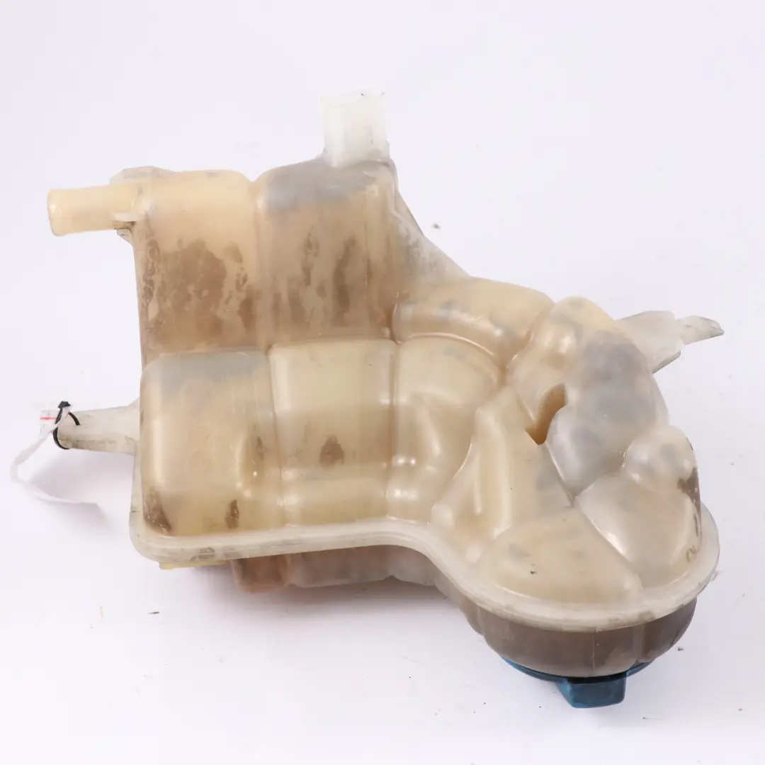 Réservoir d'expansion liquide refroidissement pour Audi A6 C6 à propos du numéro de pièce 4F0121403N Audi A6 C6 Réservoir d'expansion liquide refroidissement - SKU 4F0121403N - Numéro de pièce 4F0121403N