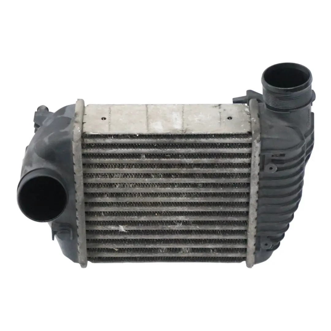 Radiateur Intercooler Charge Air Cooler Turbo pour Audi A6 C6 FL à propos du numéro de pièce 4F0145805AD Audi A6 C6 FL Radiateur Intercooler Charge Air Cooler Turbo - SKU 4F0145805AD - Numéro de pièce 4F0145805AD