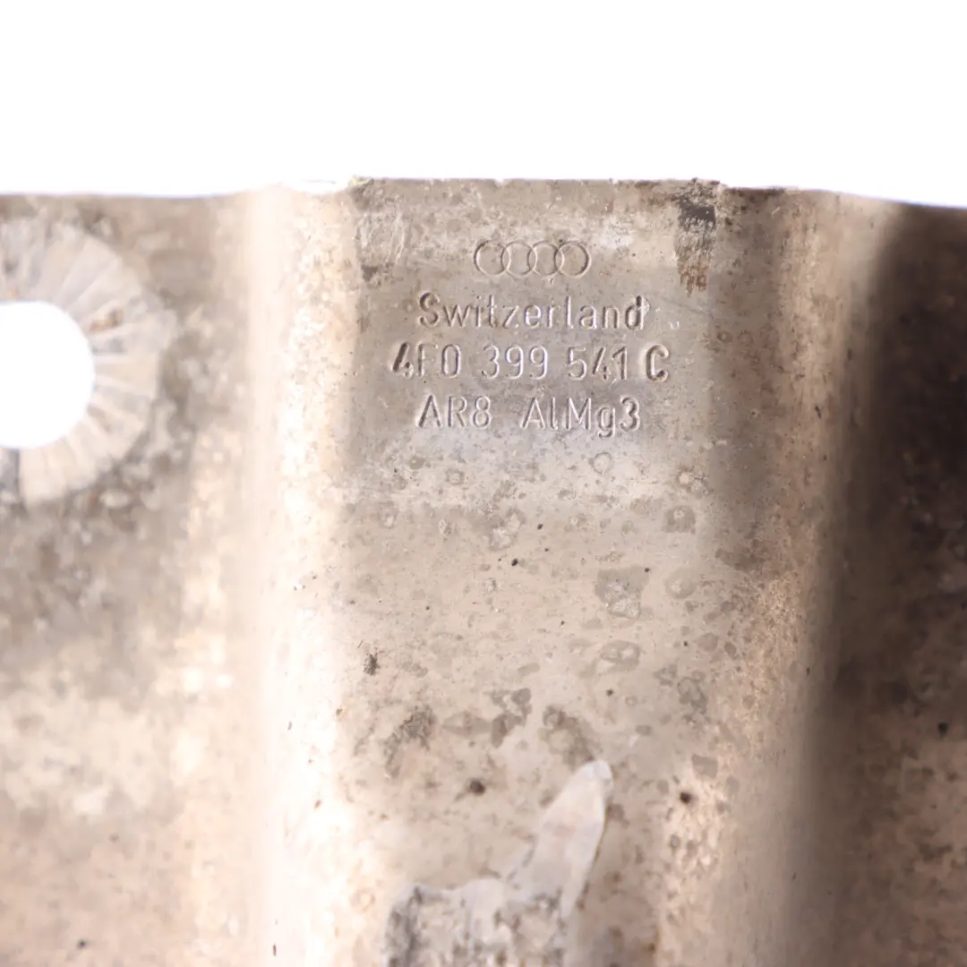 Eje Delantero Subchasis Caja Cambios Soporte Soporte Cuna para Audi A6 C6 con número de pieza 4F0399541C Audi A6 C6 Eje Delantero Subchasis Caja Cambios Soporte Soporte Cuna - SKU 4F0399541C - Número de pieza 4F0399541C