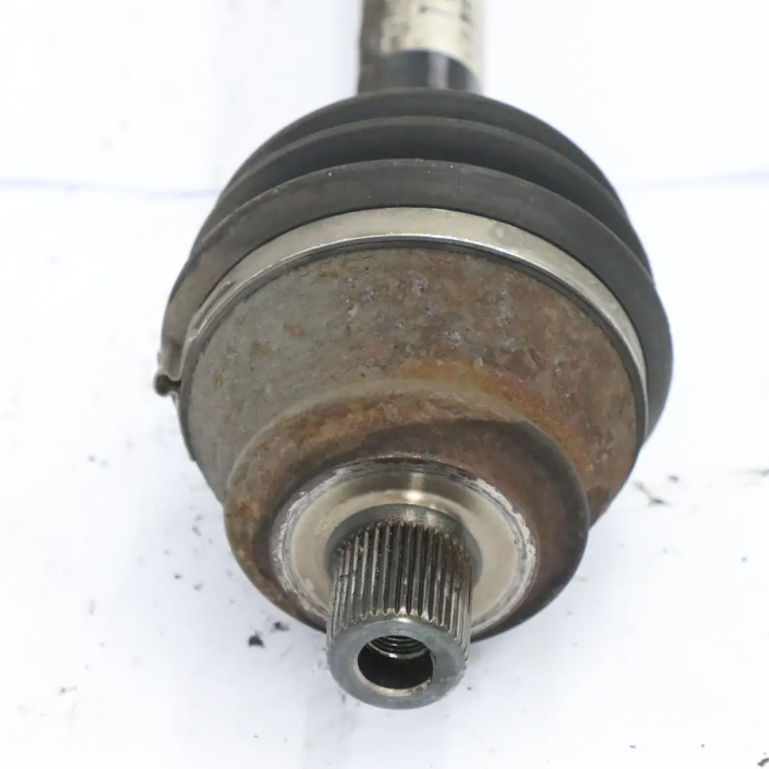 Assale anteriore destro Albero trasmissione per Audi A6 C6 2.0 TDI con numero di parte 4F0407272N Audi A6 C6 2.0 TDI Assale anteriore destro Albero trasmissione - SKU 4F0407272N - Numero di parte 4F0407272N