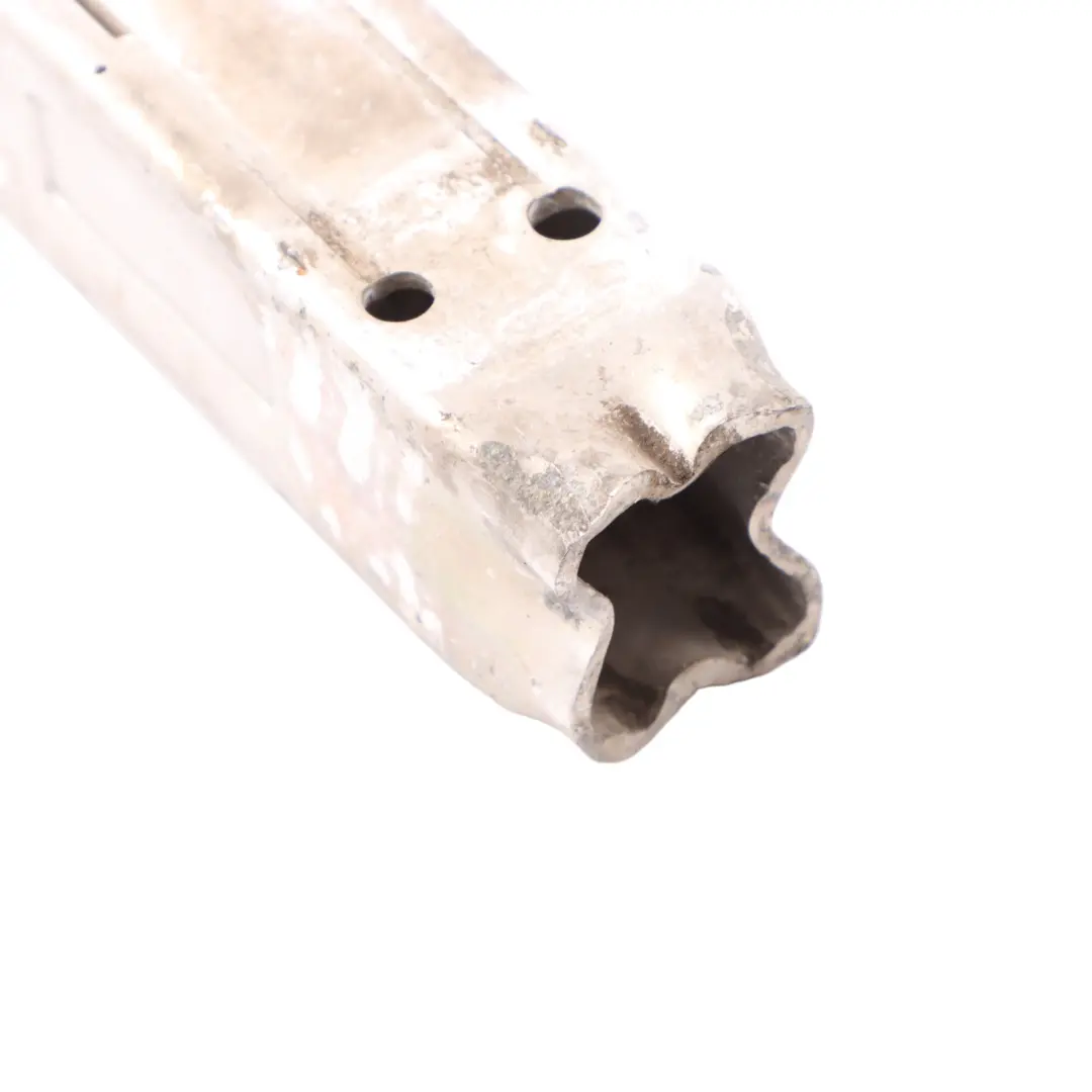 Crash Absorber Verstärkungs Strebe Befestigung Vorne Links für Audi A6 C6 mit Teilenummer 4F0807133 Audi A6 C6 Crash Absorber Verstärkungs Strebe Befestigung Vorne Links - SKU 4F0807133 - Teilenummer 4F0807133