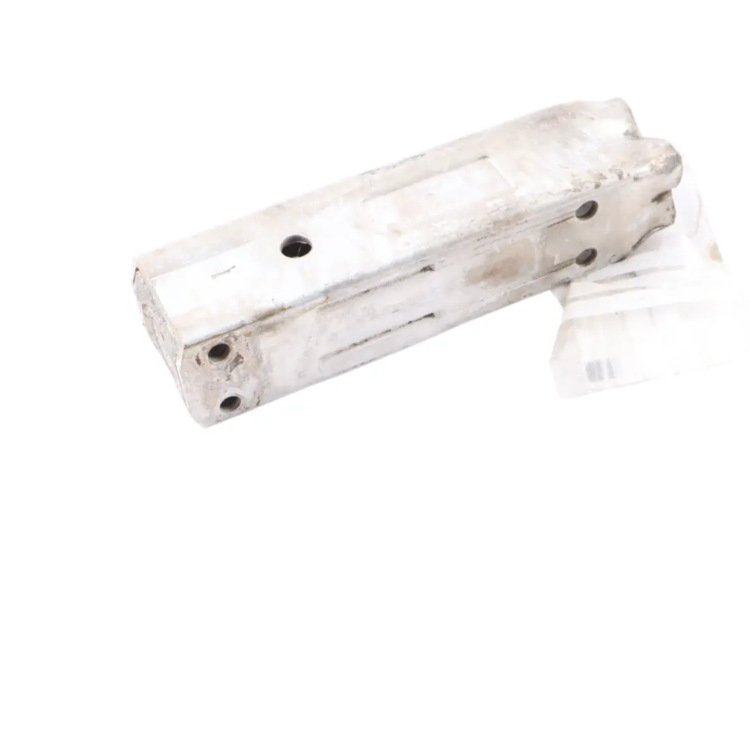 Crash Absorber Verstärkungsstrebe Befestigung Vorne Rechts für Audi A6 C6 mit Teilenummer 4F0807134 Audi A6 C6 Crash Absorber Verstärkungsstrebe Befestigung Vorne Rechts - SKU 4F0807134 - Teilenummer 4F0807134