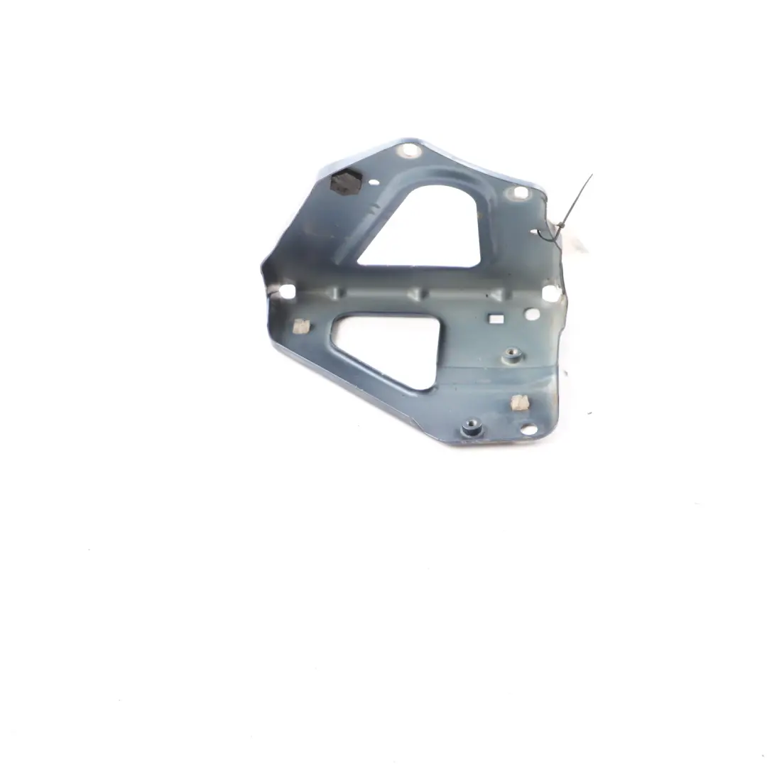 Front Left N/S Side Panel Fender Wing Bracket Mount Stratus Blue Z5B to Audi A6 C6 with Part number 4F0821135B Audi A6 C6 Front Left N/S Side Panel Fender Wing Bracket Mount Stratus Blue Z5B - SKU 4F0821135B-STBL - Part number 4F0821135B