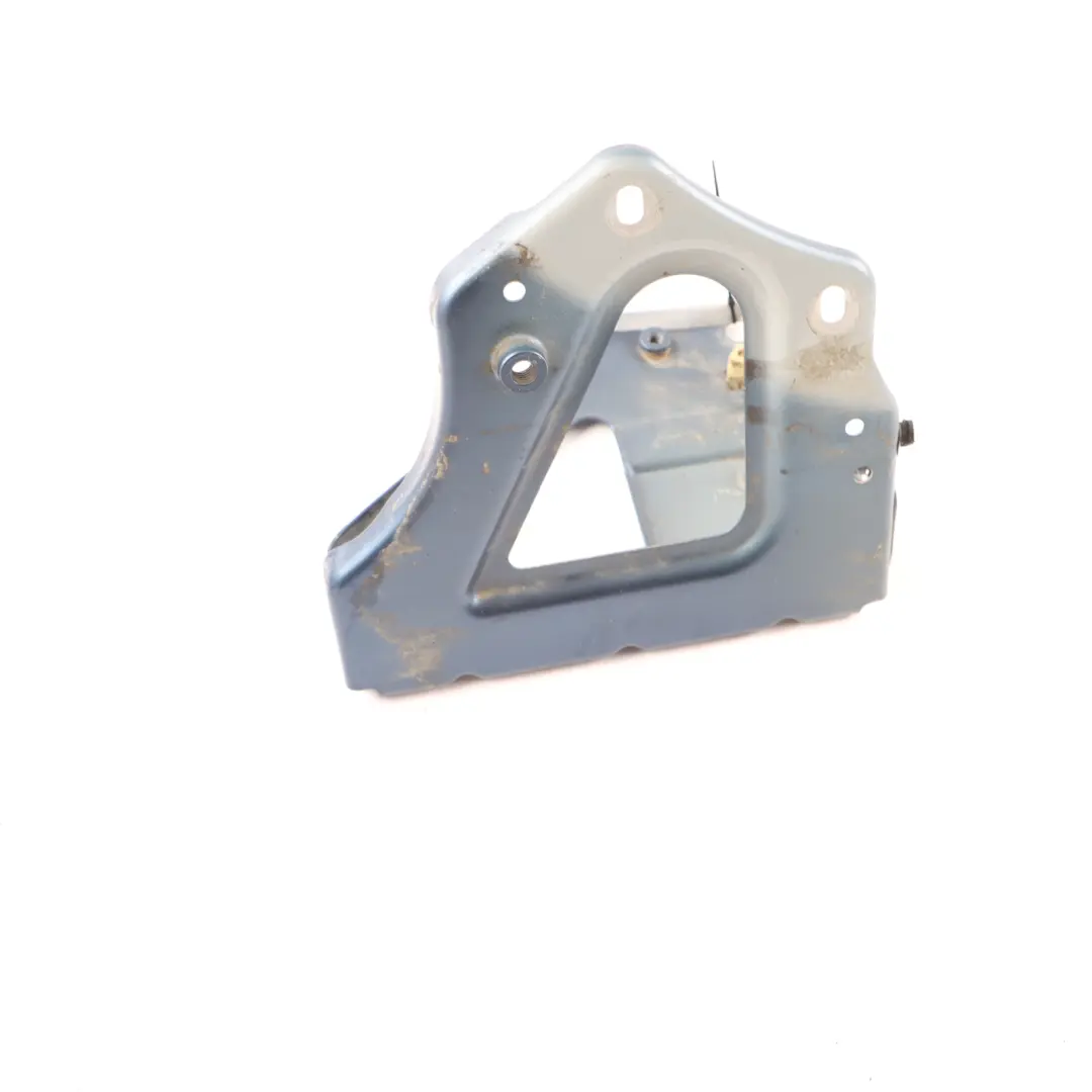 Fender Mount Front Right O/S Bracket Support Stratus Blue - Z5B to Audi A6 C6 with Part number 4F0821136A-STBL Audi A6 C6 Fender Mount Front Right O/S Bracket Support Stratus Blue - Z5B - SKU 4F0821136A-STBL - Part number 4F0821136A-STBL