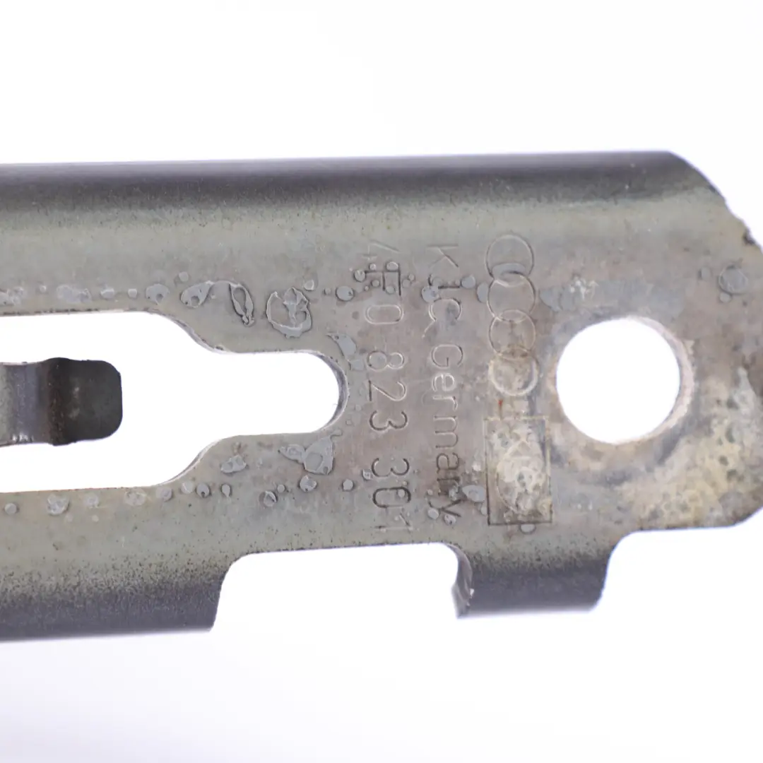 Audi A6 C6 Charnière capot avant gauche Gris huître métallisé - Z7Q - SKU 4F0823301-OGM - Numéro de pièce 4F0823301-OGM