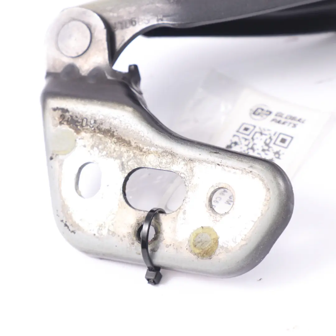 Charnière capot avant droite Gris huître métallisé - Z7Q pour Audi A6 C6 à propos du numéro de pièce 4F0823302 Audi A6 C6 Charnière capot avant droite Gris huître métallisé - Z7Q - SKU 4F0823302-OGM - Numéro de pièce 4F0823302