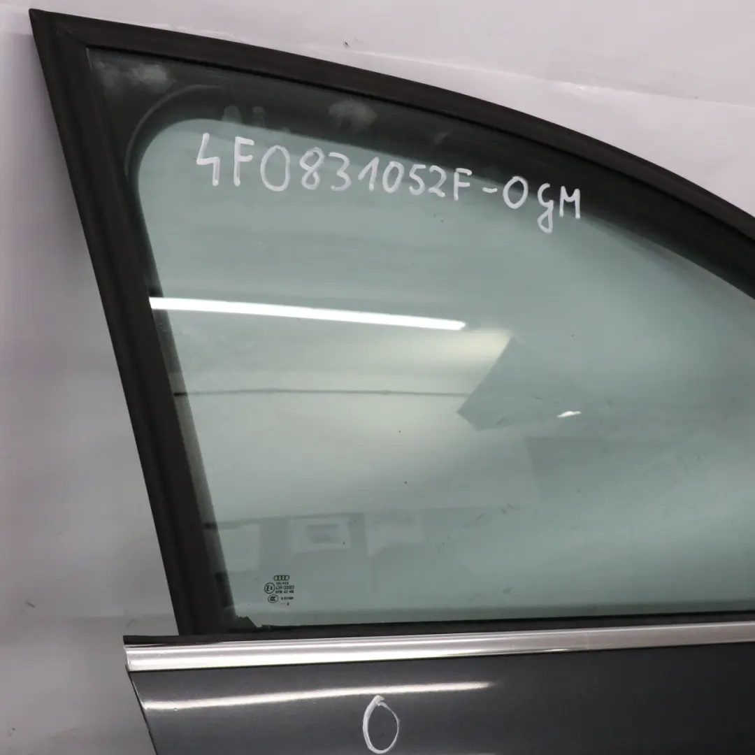 Audi A6 C6 Puerta Delantera Derecha Oyster Grey Metallic - Z7Q - SKU 4F0831052F-OGM - Número de pieza 4F0831052F