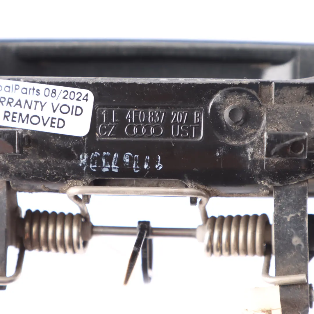 Exterior Left N/S Door Handle Stratus Blue - Z5B 4F0837207B to Audi A6 C6 with Part number 4F0837207B-STBL Audi A6 C6 Exterior Left N/S Door Handle Stratus Blue - Z5B 4F0837207B - SKU 4F0837207B-STBL - Part number 4F0837207B-STBL