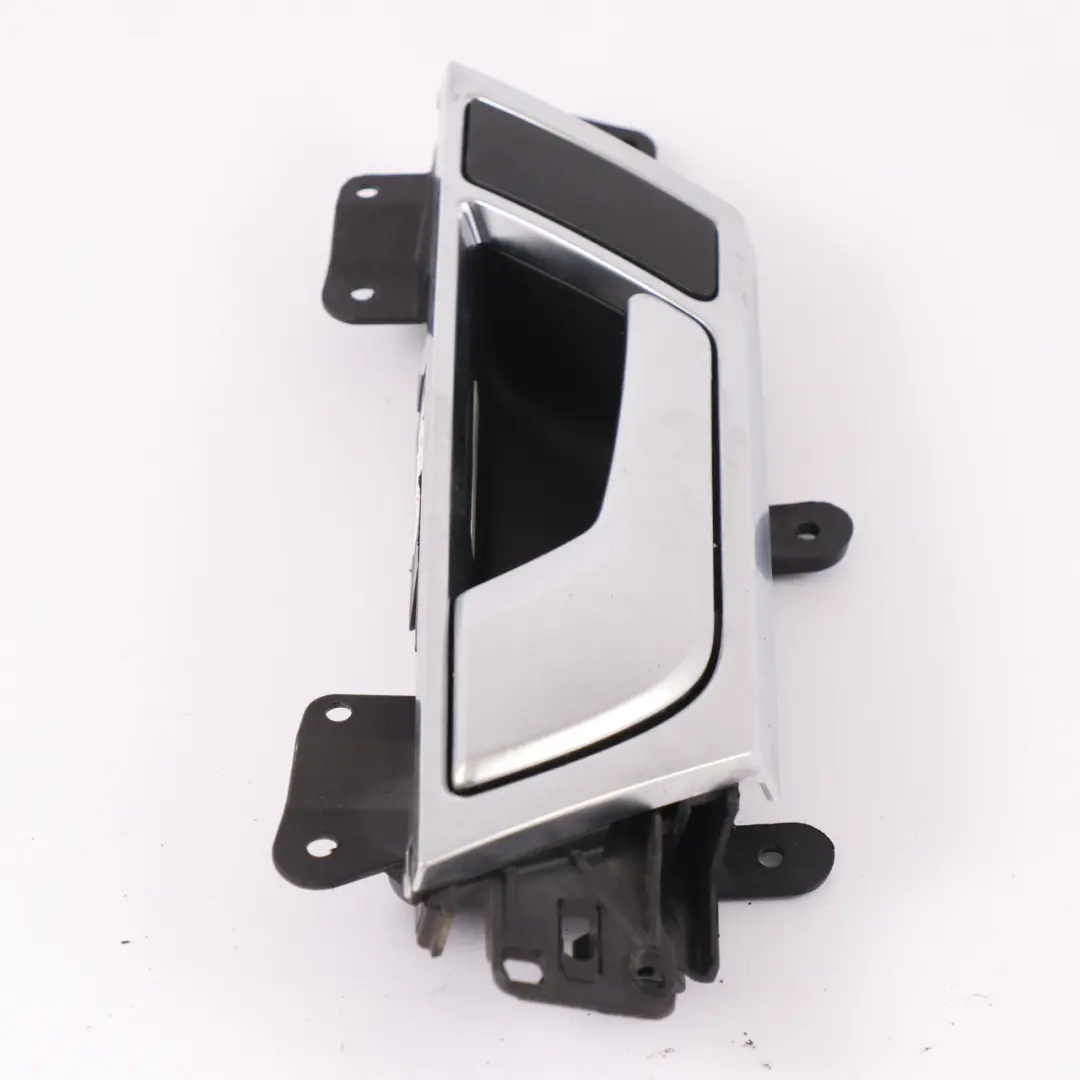 Interno posteriore sinistro Maniglia maniglia copertura per Audi A6 C6 con numero di parte 4F0839019F Audi A6 C6 Interno posteriore sinistro Maniglia maniglia copertura - SKU 4F0839019F - Numero di parte 4F0839019F