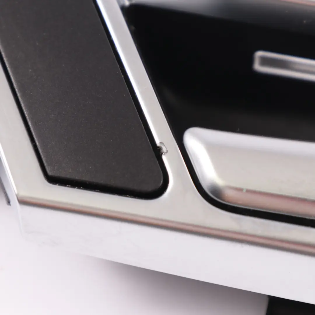 Couvercle garniture poignée porte arrière droite pour Audi A6 C6 à propos du numéro de pièce 4F0839020F Audi A6 C6 Couvercle garniture poignée porte arrière droite - SKU 4F0839020F - Numéro de pièce 4F0839020F