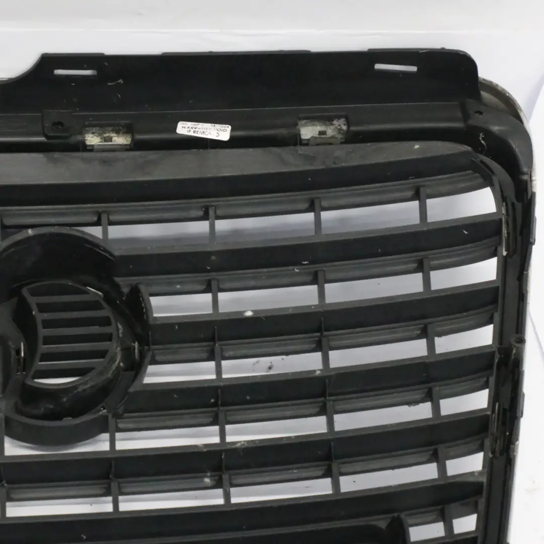 Audi A6 C6 parachoques delantero central superior radiador panel - SKU 4F0853651AQ - Número de pieza 4F0853651AQ