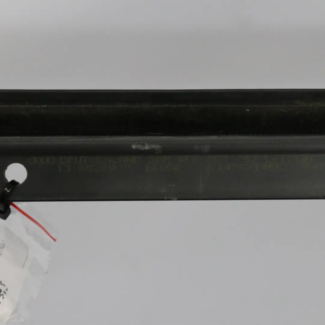 Moldura puerta trasera Cromo para Audi A6 C6 Avant con número de pieza 4F0853763E Audi A6 C6 Avant Moldura puerta trasera Cromo - SKU 4F0853763E - Número de pieza 4F0853763E