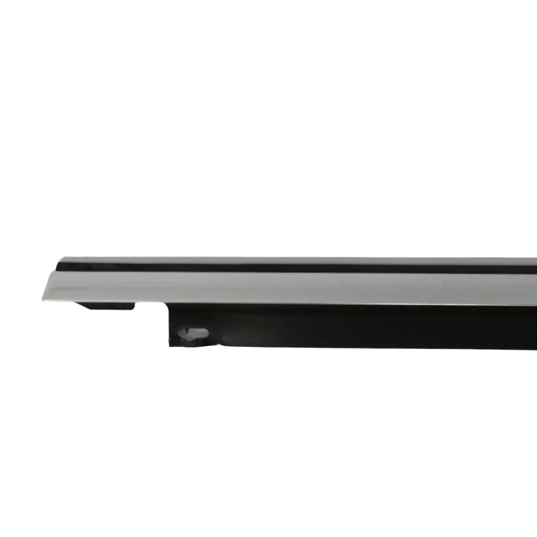 Listwa Zgarniająca Tylne Drzwi Lewe Chrom do Audi A6 C6 Avant o numerze 4F0853763E Audi A6 C6 Avant Listwa Zgarniająca Tylne Drzwi Lewe Chrom - SKU 4F0853763E - Numer Części 4F0853763E