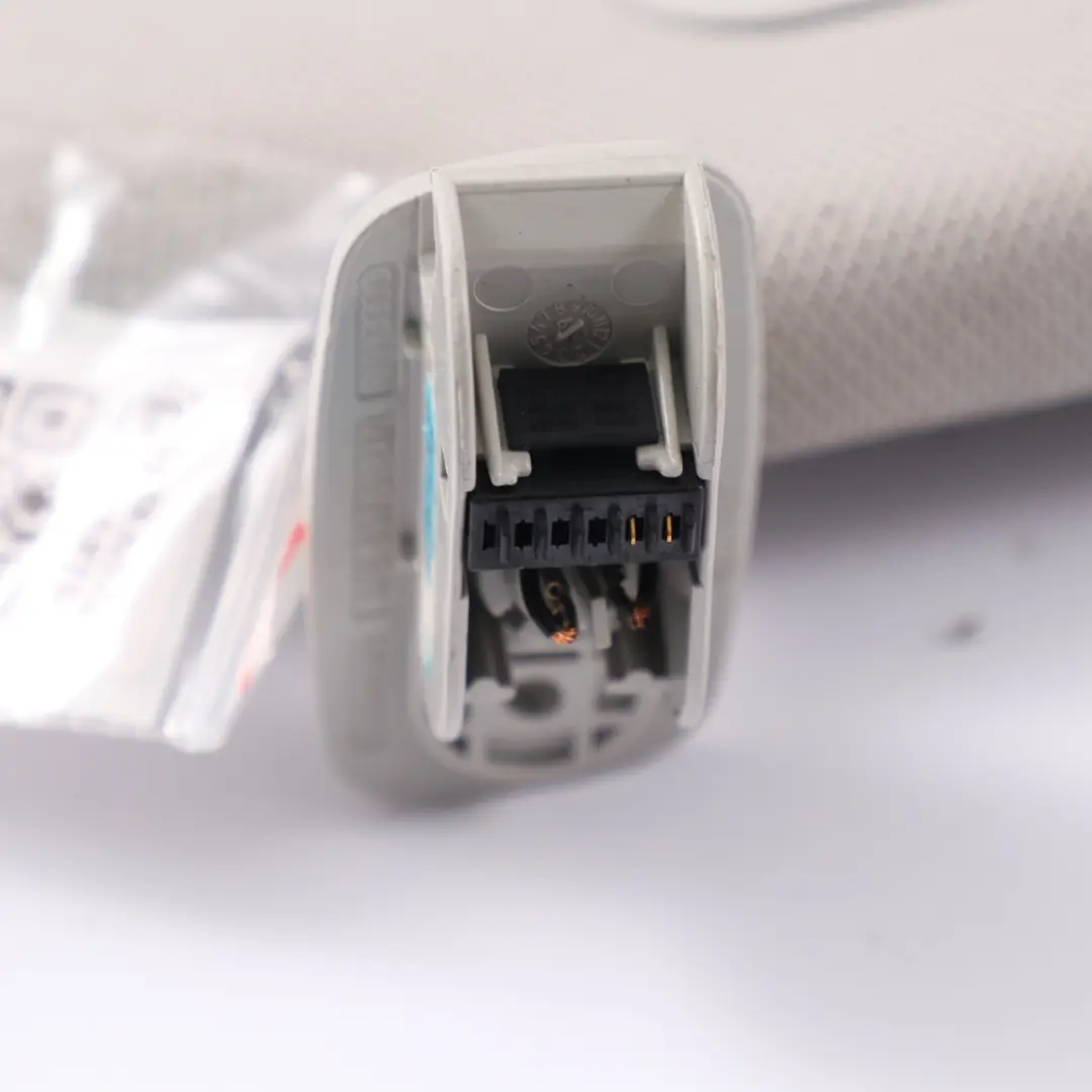 Sonnen Blende Rechts Spiegel Panel Beige für Audi A6 C6 FL mit Teilenummer 4F0857552P Audi A6 C6 FL Sonnen Blende Rechts Spiegel Panel Beige - SKU 4F0857552P - Teilenummer 4F0857552P