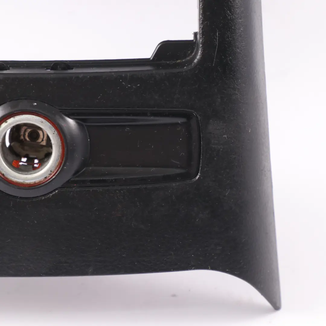 Centro Consola Media Panel Trasero Cubierta 12V Portavasos para Audi A6 C6 con número de pieza 4F0863244C Audi A6 C6 Centro Consola Media Panel Trasero Cubierta 12V Portavasos - SKU 4F0863244C - Número de pieza 4F0863244C