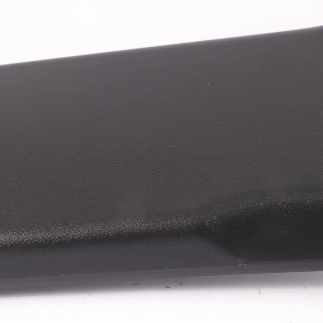 Copertura Colonna B Pannello rivestimento sinistro Nero per Audi A6 C6 con numero di parte 4F0867239C Audi A6 C6 Copertura Colonna B Pannello rivestimento sinistro Nero - SKU 4F0867239C - Numero di parte 4F0867239C