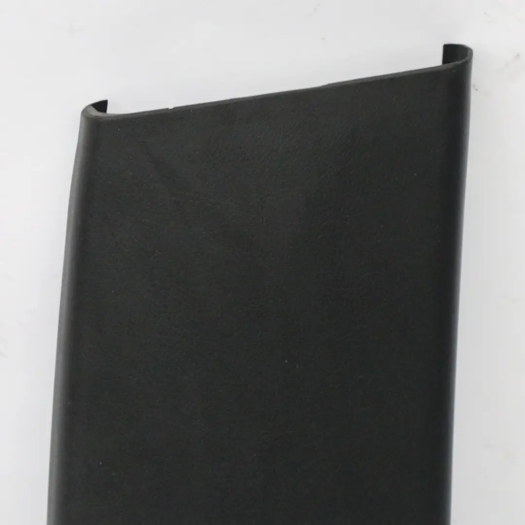 recouvrement garniture droite pilier B inférieur pour Audi A6 C6 à propos du numéro de pièce 4F0867240C Audi A6 C6 recouvrement garniture droite pilier B inférieur - SKU 4F0867240C - Numéro de pièce 4F0867240C