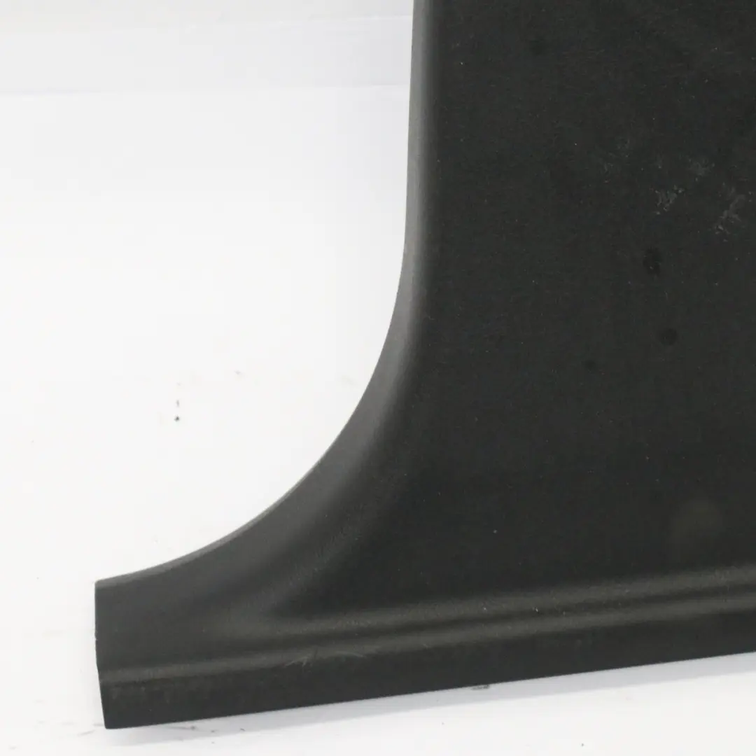 Audi A6 C6 recouvrement garniture droite pilier B inférieur - SKU 4F0867240C - Numéro de pièce 4F0867240C