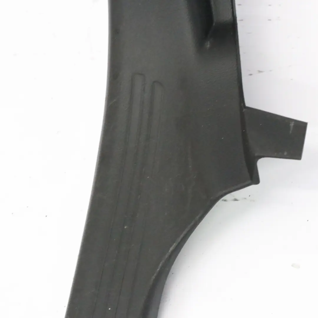 Audi A6 C6 Couvre pilier droit panneau intérieur Soul Black - SKU 4F0867768A - Numéro de pièce 4F0867768A