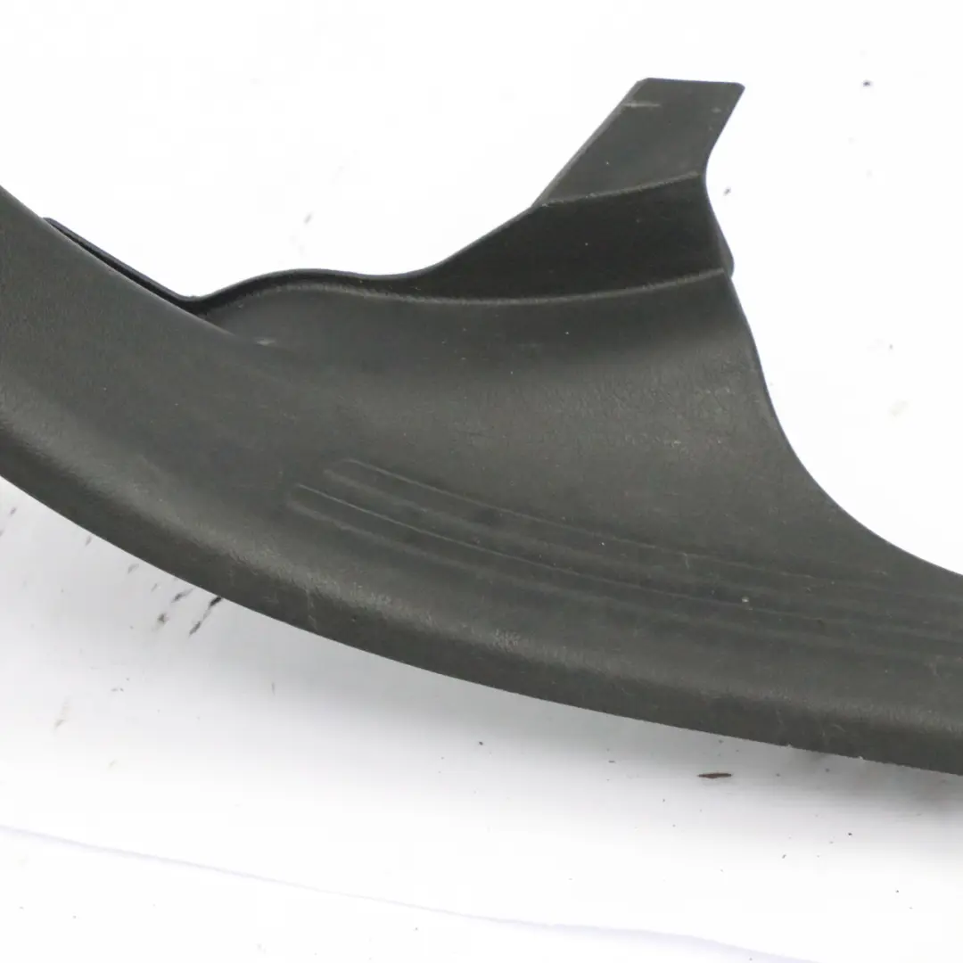 Audi A6 C6 Couvre pilier droit panneau intérieur Soul Black - SKU 4F0867768A - Numéro de pièce 4F0867768A