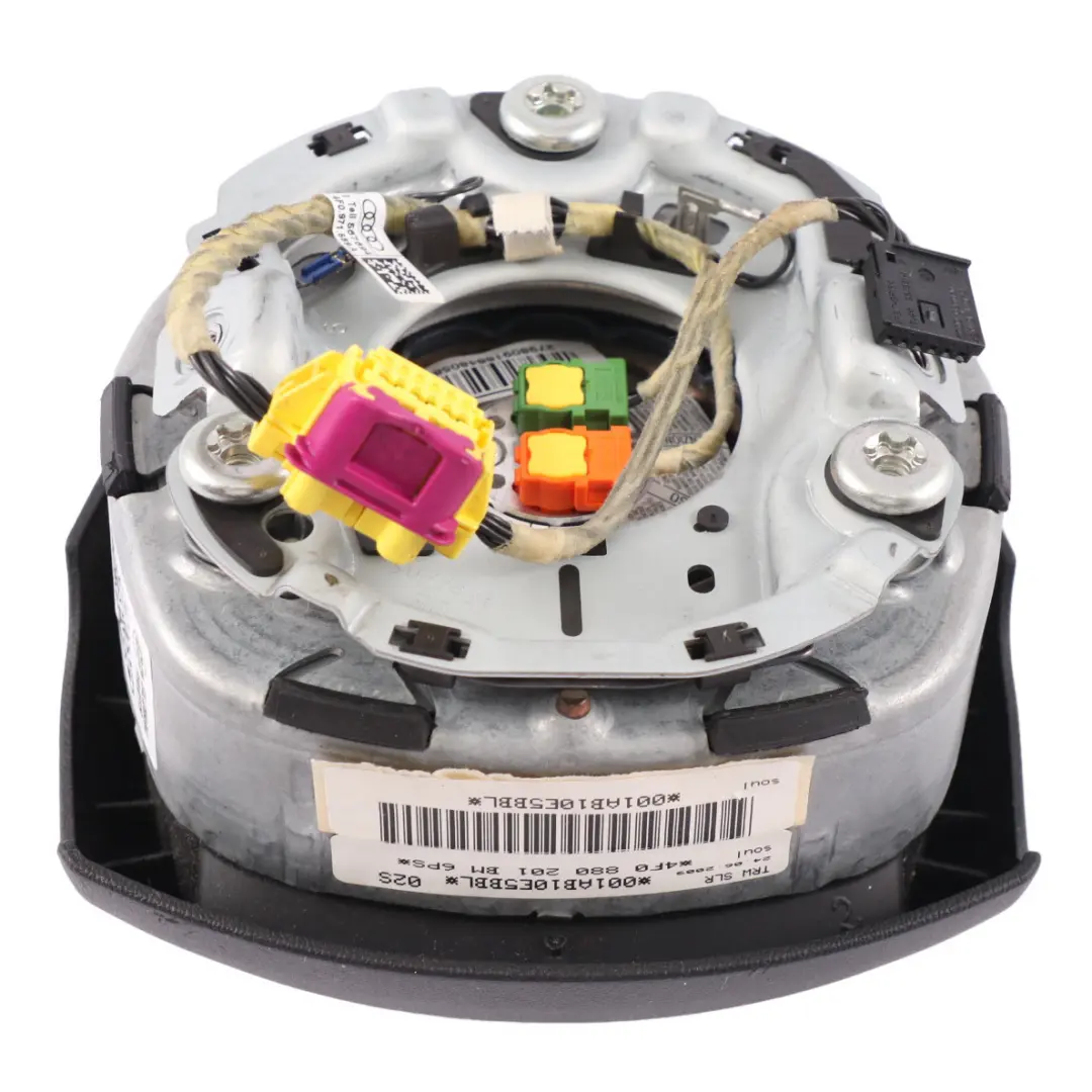 Airbag Kierownicy Poduszka Powietrzna Kierowcy do Audi A6 C6 o numerze 4F0880201BM Audi A6 C6 Airbag Kierownicy Poduszka Powietrzna Kierowcy - SKU 4F0880201BM - Numer Części 4F0880201BM