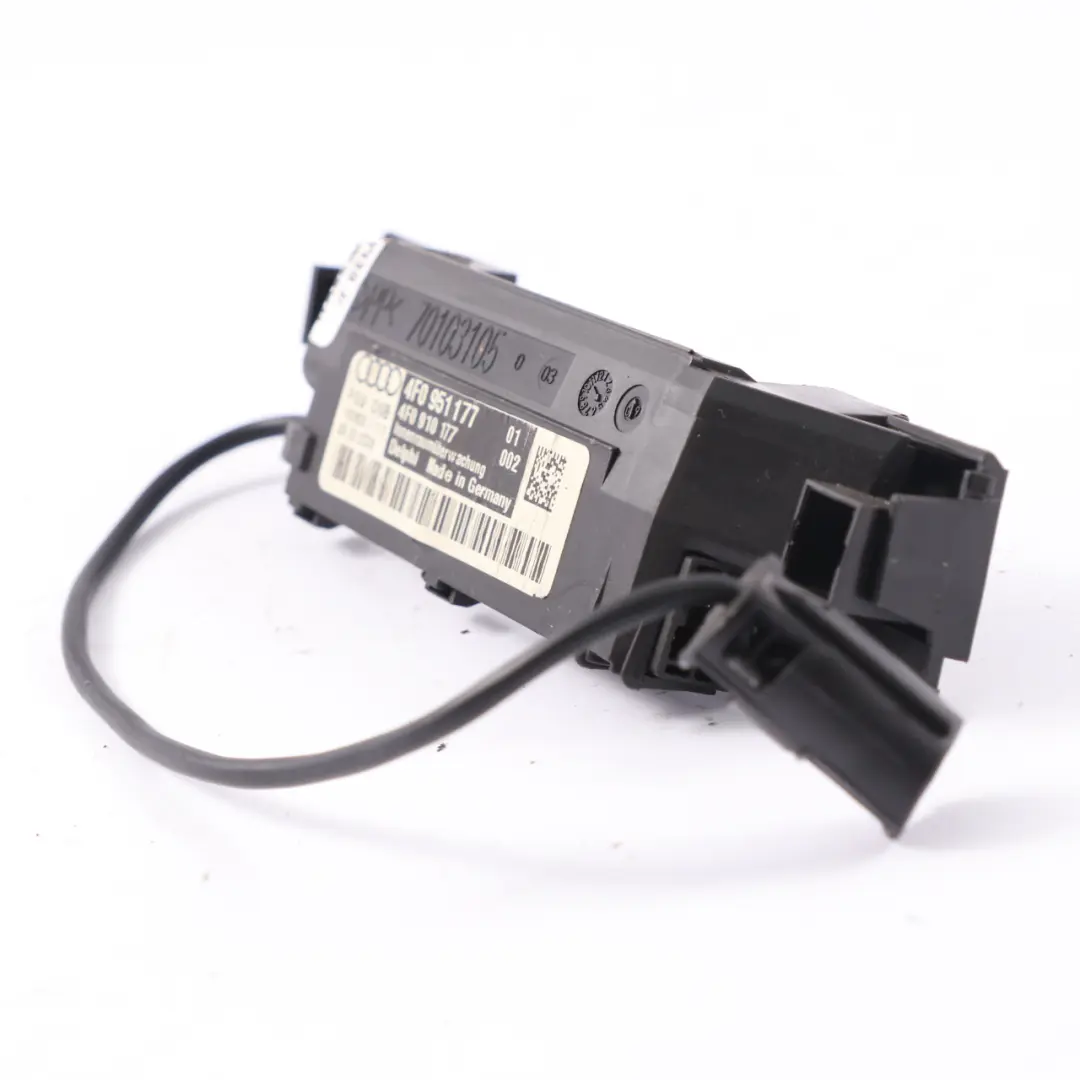 Alarme ultra sonique Détecteur mouvement Unité module pour Audi A6 C6 à propos du numéro de pièce 4F0910177 Audi A6 C6 Alarme ultra sonique Détecteur mouvement Unité module - SKU 4F0910177 - Numéro de pièce 4F0910177