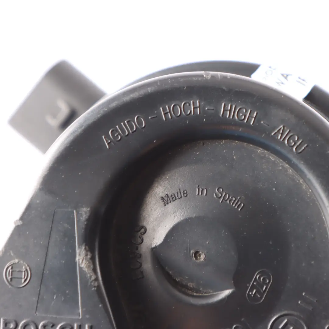 Horn Fanfare Signal High Tone to Audi A6 C6 with Part number 4F0951223A Audi A6 C6 Horn Fanfare Signal High Tone - SKU 4F0951223A - Part number 4F0951223A