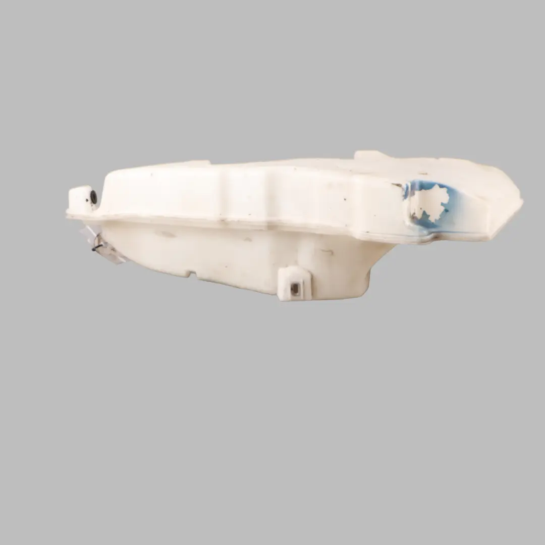 Bouteille lave glace Bouteille liquide nettoyage brise pour Audi A6 C6 à propos du numéro de pièce 4F0955453R Audi A6 C6 Bouteille lave glace Bouteille liquide nettoyage brise - SKU 4F0955453R - Numéro de pièce 4F0955453R