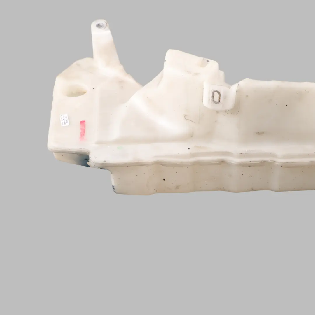 Bouteille lave glace Bouteille liquide nettoyage brise pour Audi A6 C6 à propos du numéro de pièce 4F0955453R Audi A6 C6 Bouteille lave glace Bouteille liquide nettoyage brise - SKU 4F0955453R - Numéro de pièce 4F0955453R